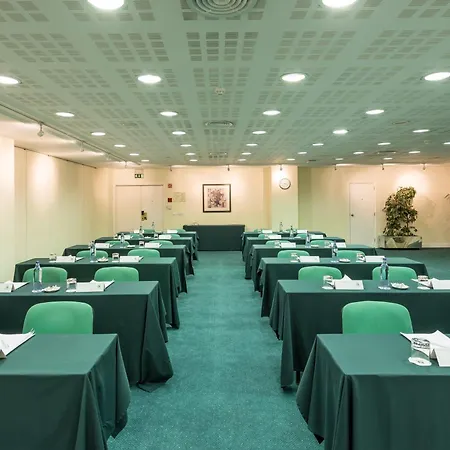 Holiday Inn Lisbon By Ihg-3
